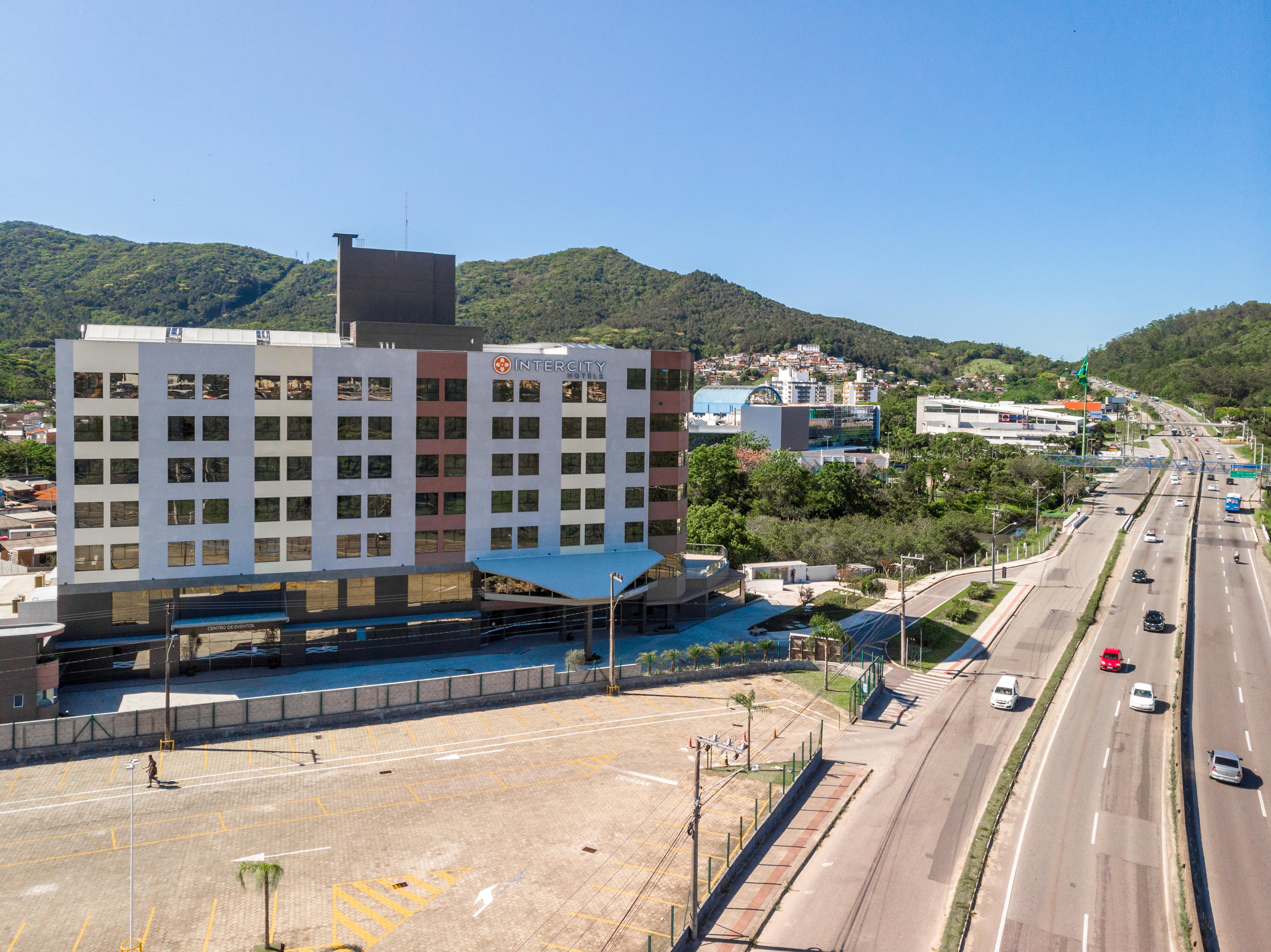 酒店 Intercity Portofino 4*